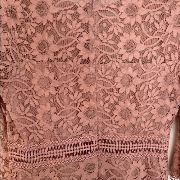 BB DAKOTA by Steve Madden Love on top floral lace dress. Size 8 - Picture 5 of 8